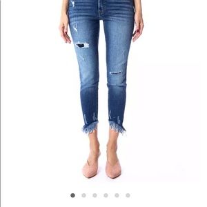 KanCan Ankle Angled Skinny Mid Rise Jean Size